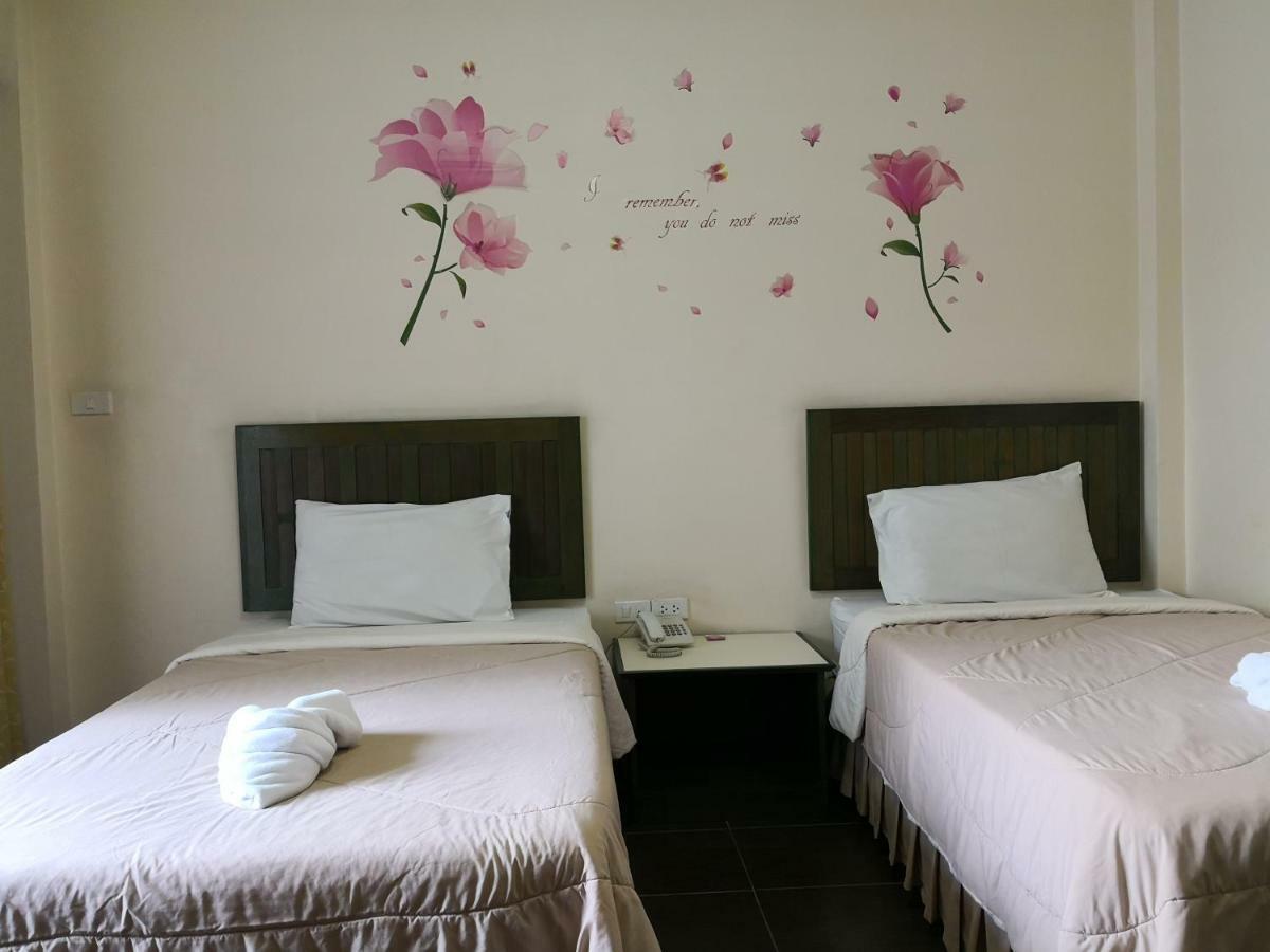 Baan Suksiri Hotel Huahin Kültér fotó