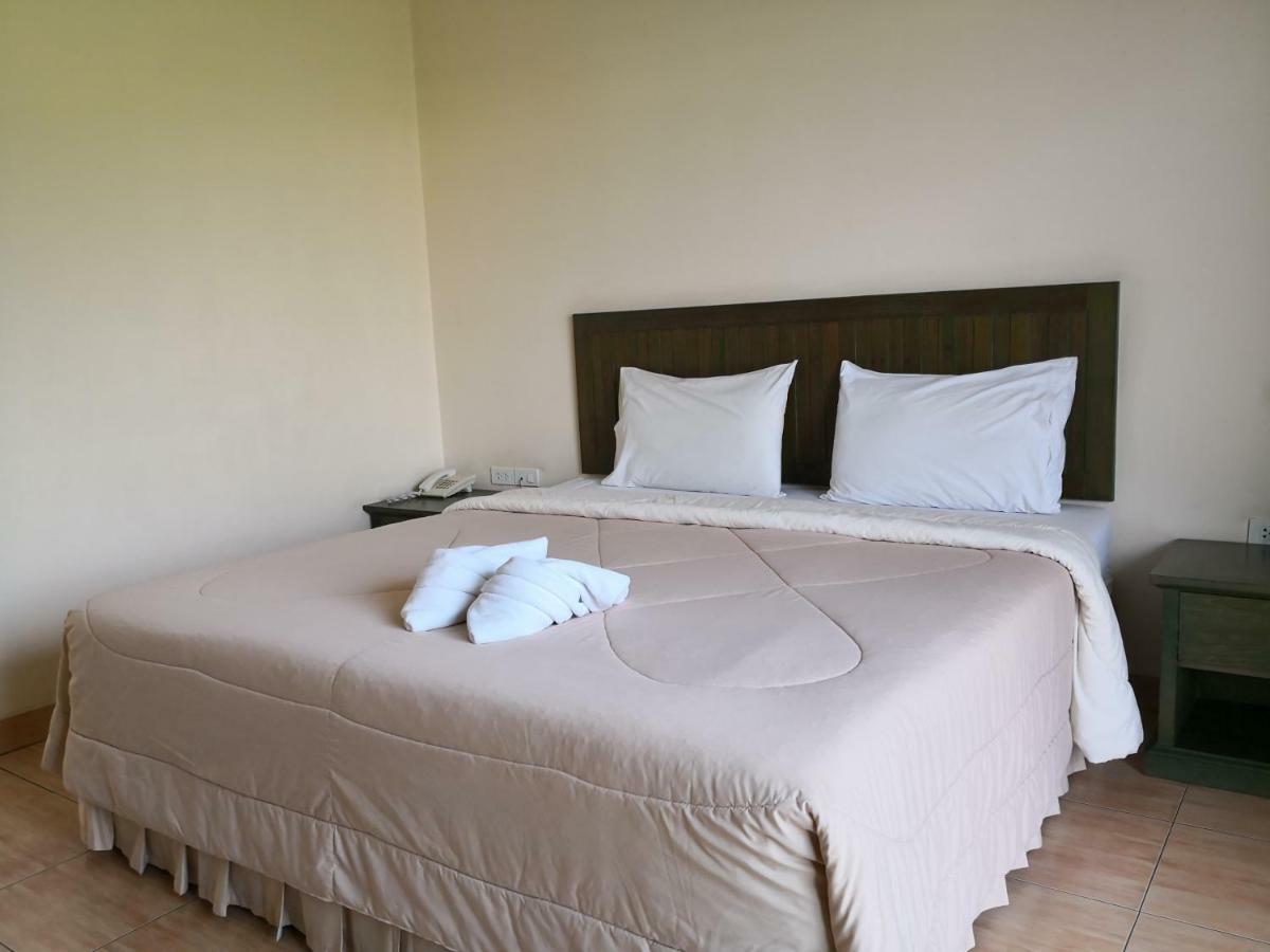 Baan Suksiri Hotel Huahin Kültér fotó